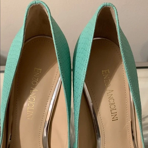 Enzo Angiolini Women's Green Peep Toe Heels - Picture 4 of 9